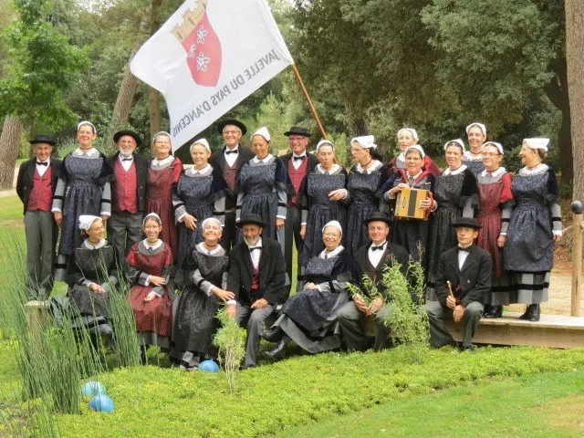 Pardon de La Baule et Kement Tu le 28/08/2016. La Javelle du Pays d'ancenis au Parc des Dryades