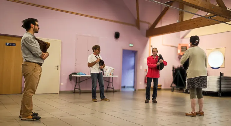 Les sonneurs de l’atelier veuze de la Javelle du Pays d’Ancenis en répétition